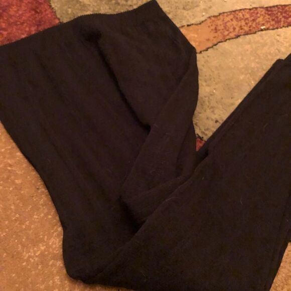 Black textured tight like leggings - Picture 3 of 6